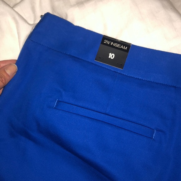 Shorts - Picture 3 of 5